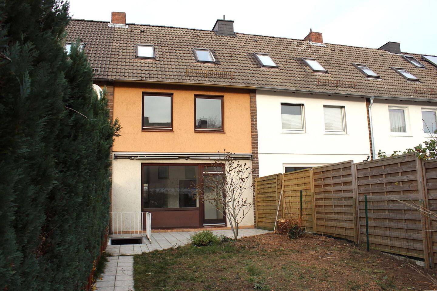 Familienfreundliches Reihenmittelhaus in ruhiger Lage von Harksheide – Norderstedt – Vorschaubild 2