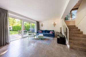 Herzogpark: Lichtdurchflutetes Familiendomizil mit schönem Garten, Balkon & luxuriöser Masteretage. – 81925 München – Vorschaubild 8
