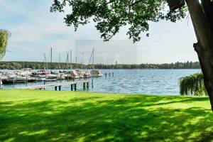Designervilla mit Lift auf einen Seegrundstück direkt Am Großen Wansee zu vermieten