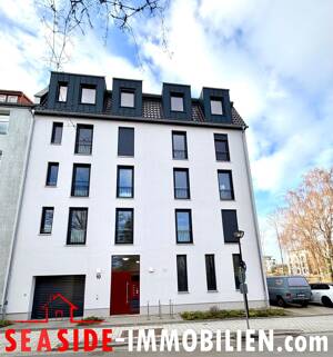 Rostock: Exklusive 2-Zimmerwohnung mit Balkon & PKW-Stellplatz in Stadtmitte