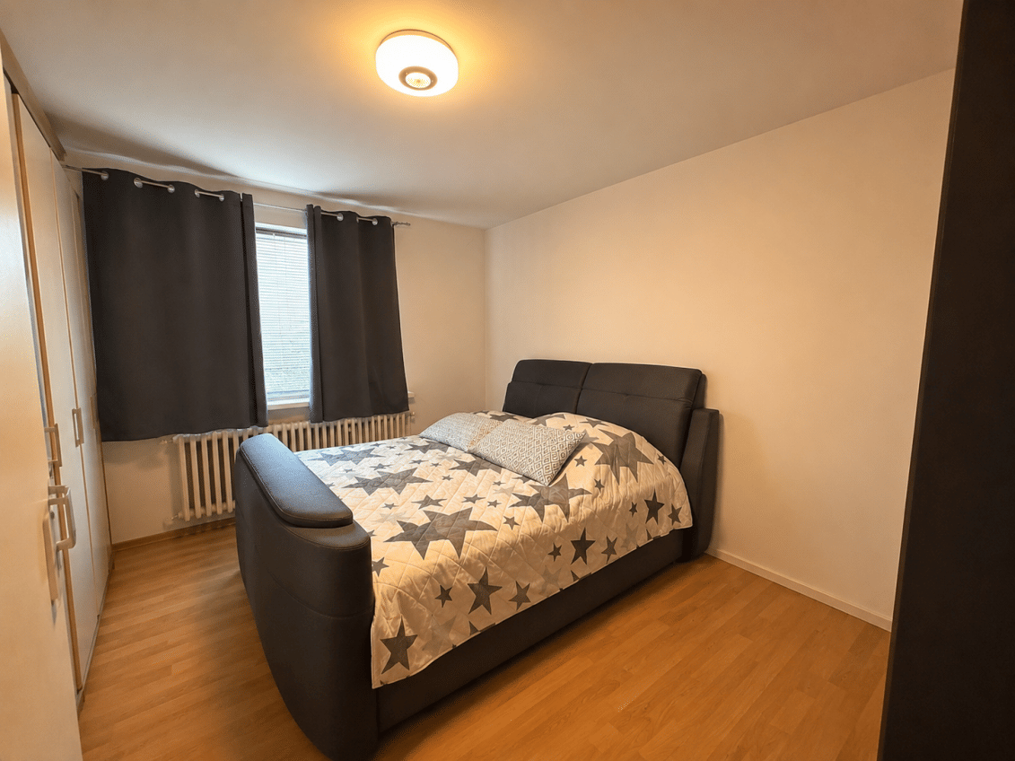 Kapitalanlage oder Eigenheim: Charmante 2-Zimmer-Wohnung mit Stellplatz – Köln – Vorschaubild 3