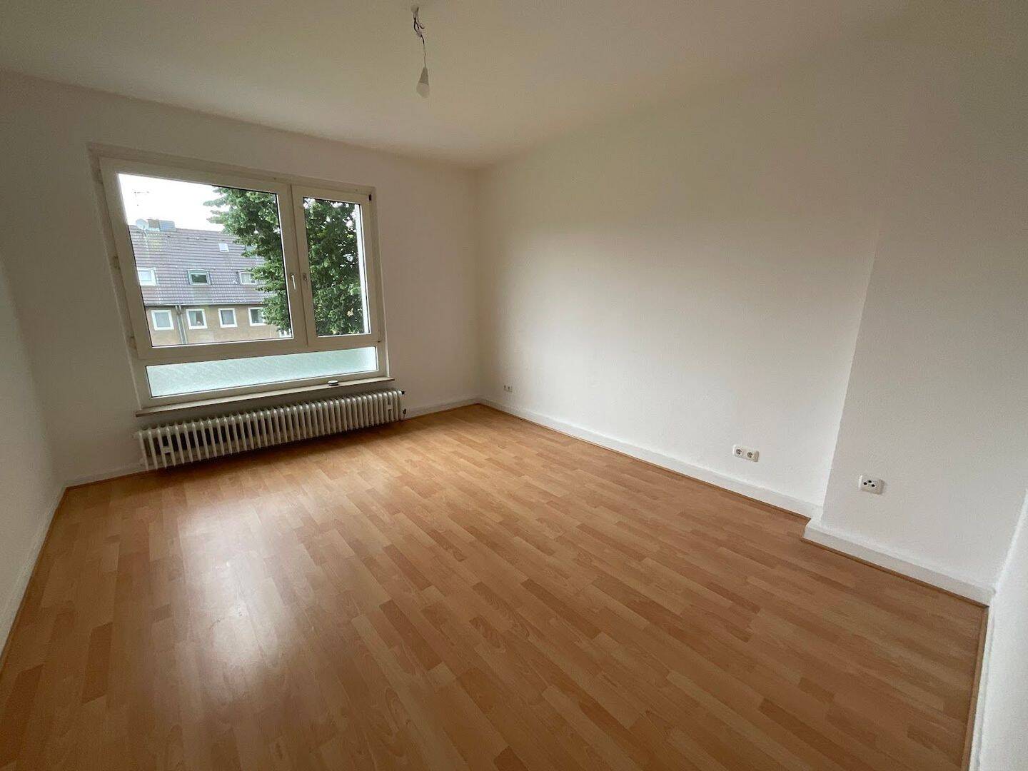 Jetzt online Ihren Besichtigungstermin buchen! – Düsseldorf – Vorschaubild 2