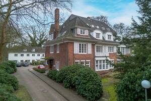 Historisches Herrenhaus im Stil klassischer Rotklinkerarchitektur mit Nebengebäude – 22609 Hamburg – Vorschaubild 4