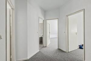 Sofort verfügbar - Solide Eigentumswohnung mit 2 Zimmern in Berlin-Zehlendorf – 14165 Berlin – Vorschaubild 8