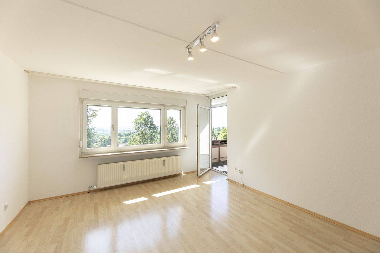 Großzügige 4,5-Zimmer-Wohnung mit Balkon und Weitblick über Ulm – Ulm – Vorschaubild 8