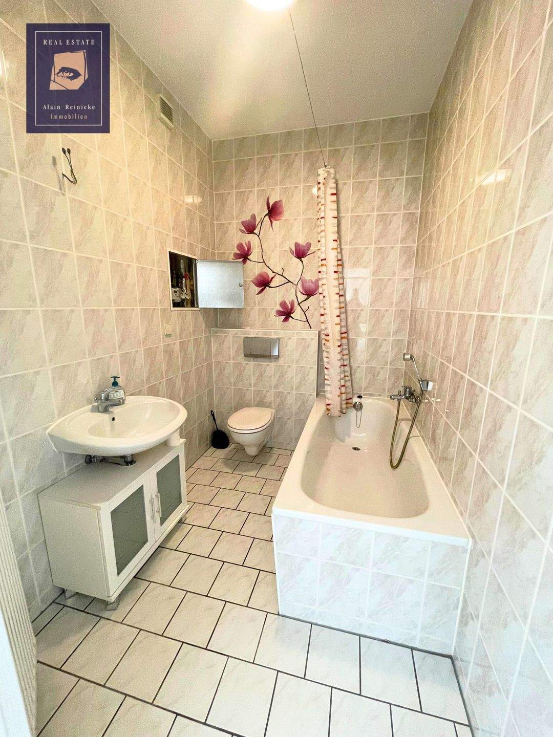 helle 3 Raum-Wohnung mit Stellplatz & kleinem Garten – Chemnitz – Vorschaubild 9