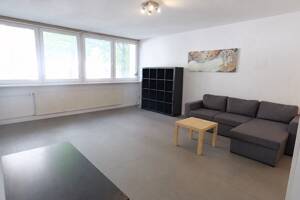 Helle Wohnung nahe Ku'damm mit Balkon, Stellplatz und Keller – 10711 Berlin – Vorschaubild 5