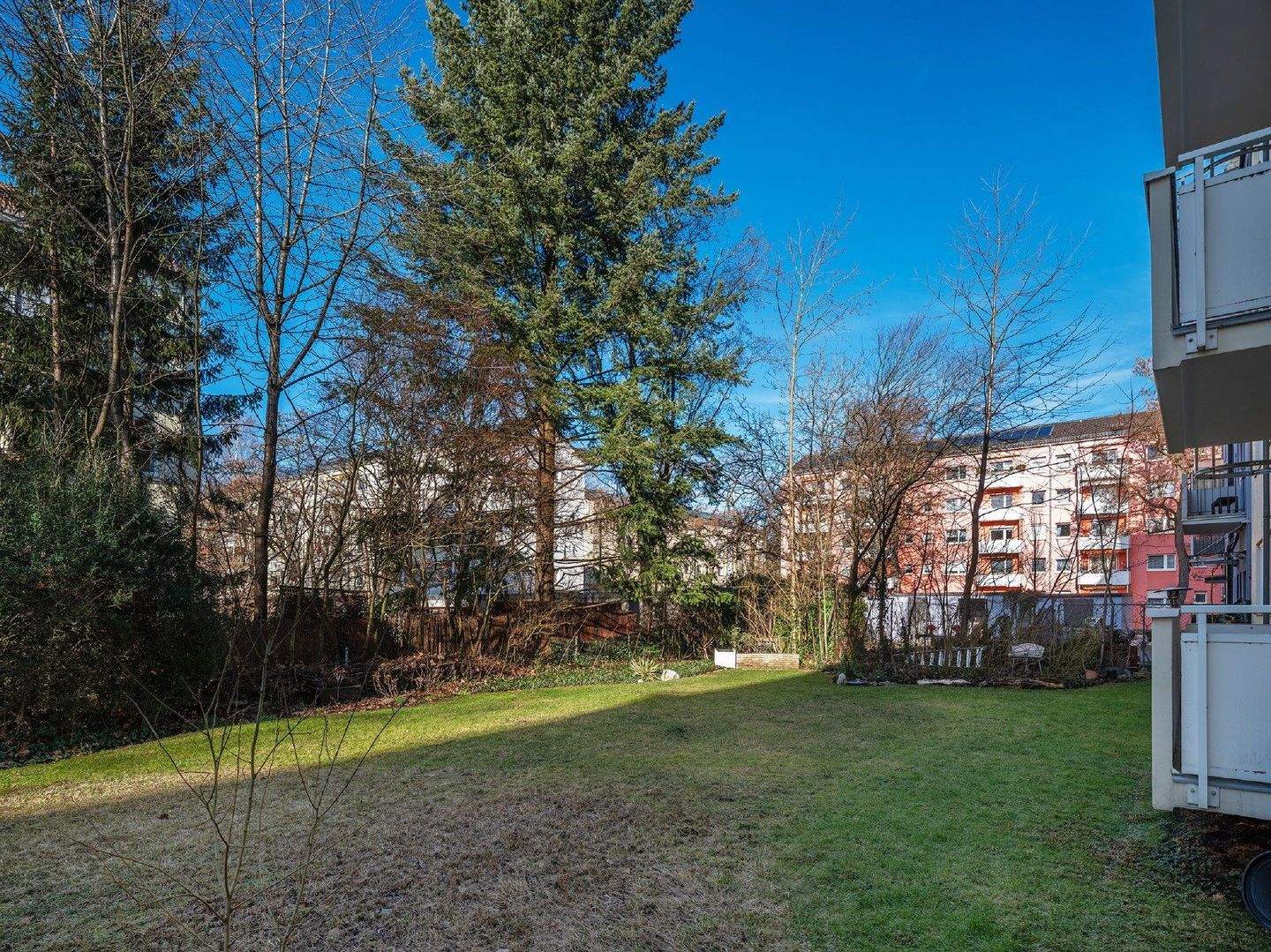 MAIER - U-Bahnlage! Bezugsfreies Appartement mit Parkblick! – München – Vorschaubild 8