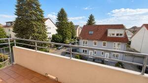 Helle Dachgeschosswohnung mit 2 Balkonen - kurzfristig bezugsfrei in ruhiger Lage – 68259 Mannheim – Vorschaubild 8