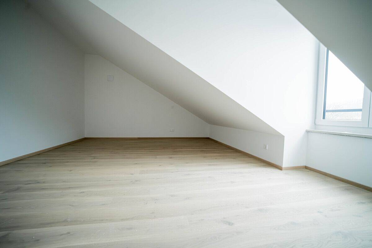 Erstbezug: Gemütliche Dachgeschosswohnung in bester Lage – Regensburg – Vorschaubild 6