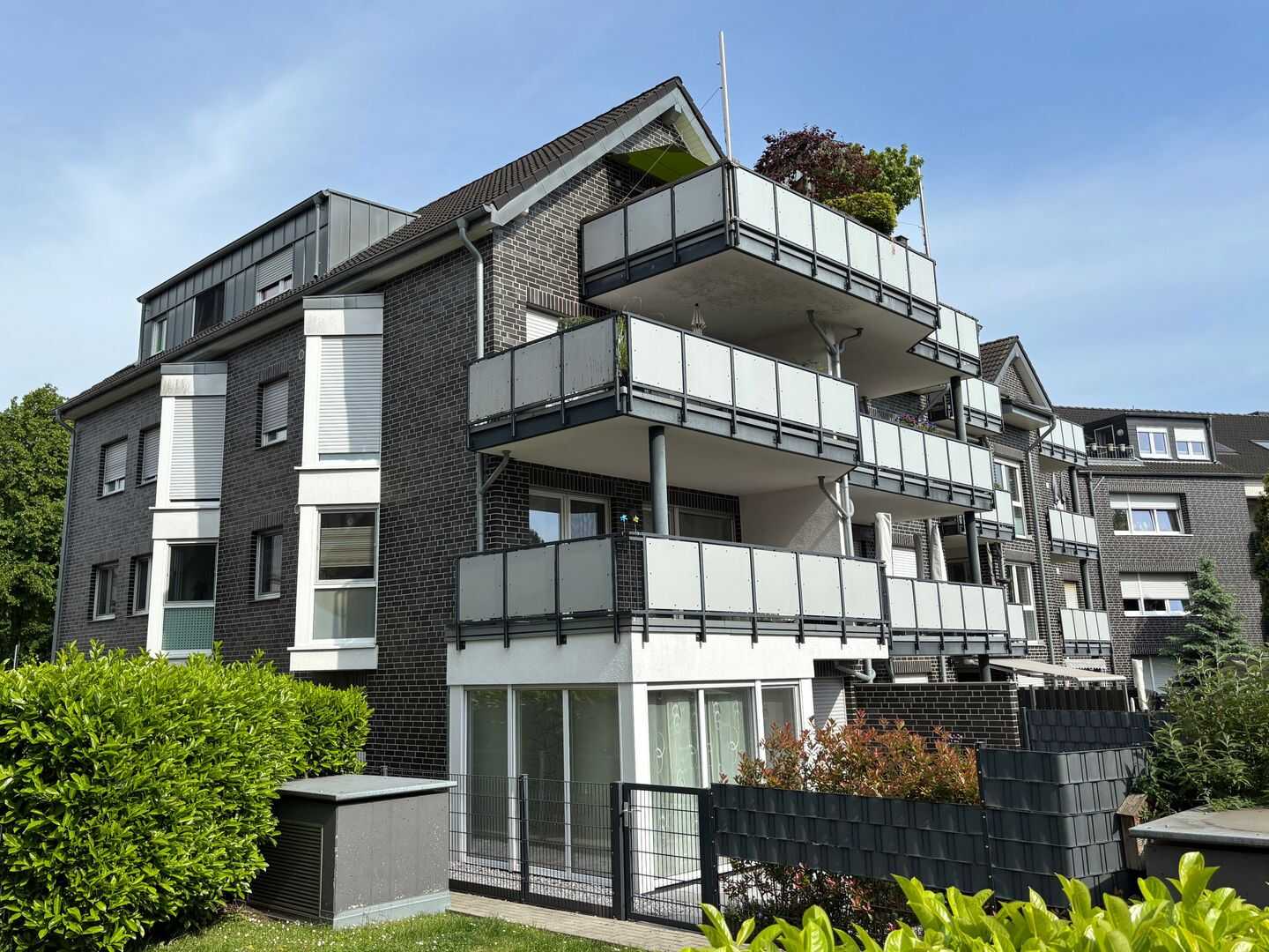Helle 3,5-Zimmer Wohnung mit Balkon, TG & Aufzug in Kirchhellen-Mitte (provisionsfrei, barrierearm) bezugsfrei ab August 2026