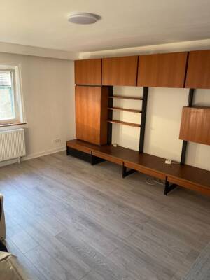 Geräumige 4-Zimmer-Wohnung mit grosser Terrasse , im 2. OG, in Mettingen, zwischen Esslingen und Stuttgart – 73733 Esslingen am Neckar – Vorschaubild 2
