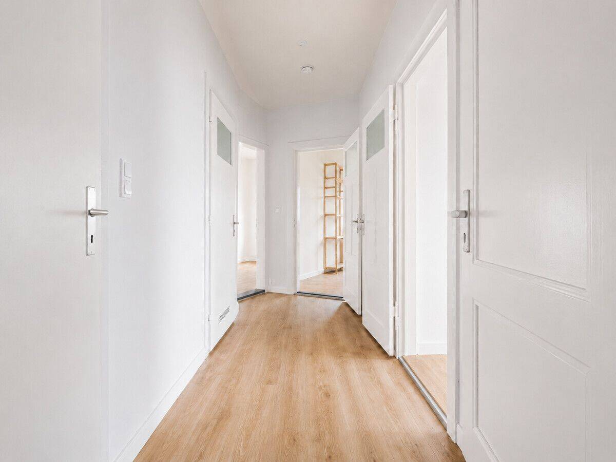 Wohnen über den Dächern: 3,5 Zimmer mit Altbaucharme – 28207 Bremen – Bild 1 von 9