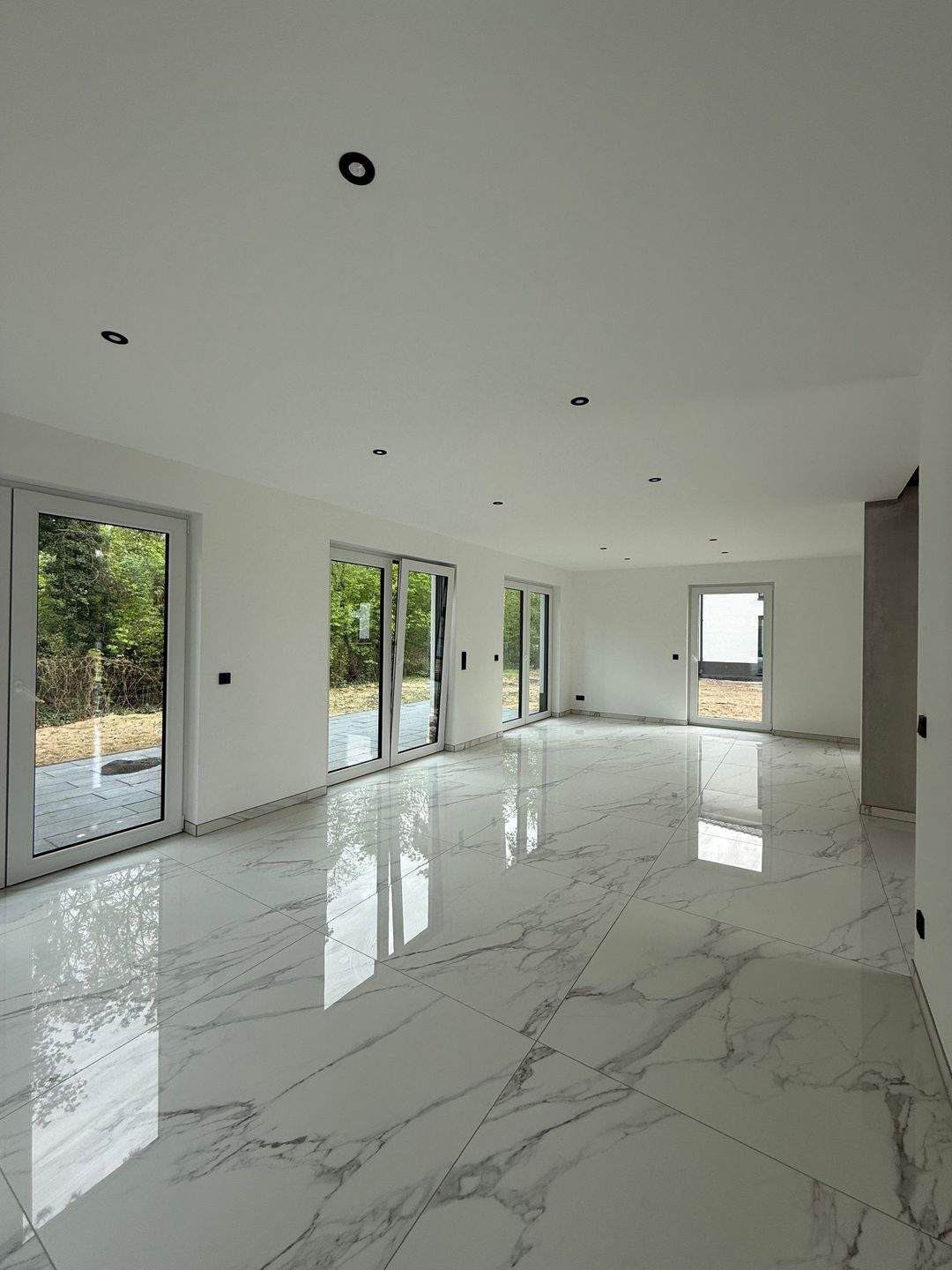 Bezugsfertige Villa in der Berliner Vorstadt – Luxus, den Sie sofort erleben. – Blankenfelde-Mahlow – Vorschaubild 6
