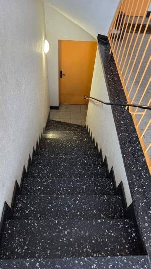 Top 2 Zimmer Wohnung in Wanheimerort mit Balkon – 47055 Duisburg – Vorschaubild 8