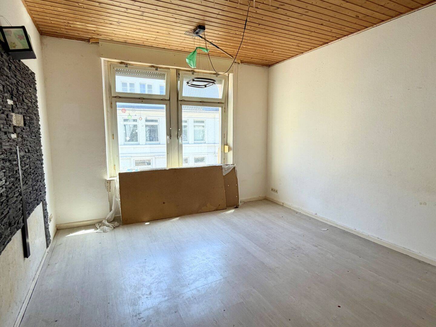 8 Parteien Mehrfamilienhaus + Lofthinterhaus als Projektierung oder Kapitalanlage geeignet – Wuppertal – Vorschaubild 6