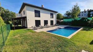 Provisionsfrei, Möblierte, moderne Stadtvilla mit Pool in ruhiger Lage mit Garage mitten in Köpenick – 12557 Berlin – Vorschaubild 7