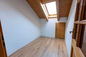 Traumhafte Eigentumswohnung mit großen Balkon in hervorragender Lage – 85051 Ingolstadt – Vorschaubild 6