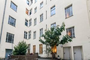 2-Zimmer-Wohnung mit großem Potenzial in zentraler Wedding-Lage