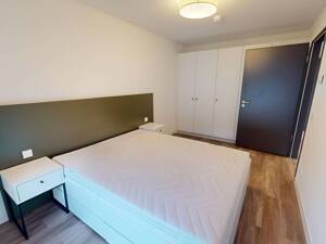 URBAN BASE: Vollmöbliertes 2-Zimmer-Apartment mit EBK, BALKON, ALL-IN-MIETE, UVM. im Wiesbadener Stadtzentrum – 65189 Wiesbaden – Vorschaubild 8