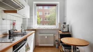 2-Zimmer-Erdgeschosswohnung mit Balkon - aktuell vermietet, ab November frei verfügbar – 22307 Hamburg – Vorschaubild 4