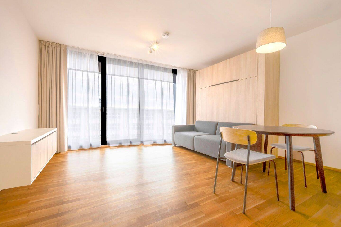Möblierte Wohnung - 1-Zimmer Wohnung mit Loggia am Elbufer – Marina Garden – Dresden – Vorschaubild 4