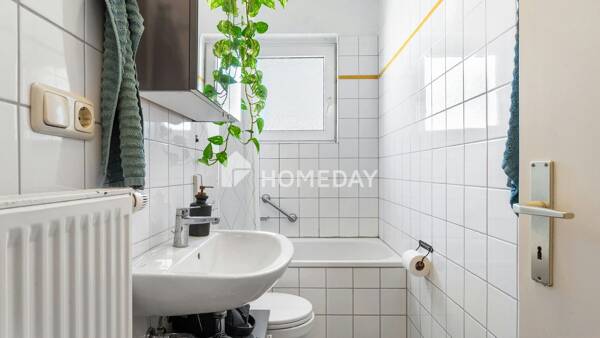 Dachgeschosswohnung in 50735 Köln mit 40 m² kaufen