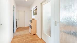 Exklusives Wohnen mit Ausbaupotenzial - Helle Dachgeschosswohnung in Bestlage von Hamburg-Schnelsen! – 22457 Hamburg – Vorschaubild 3