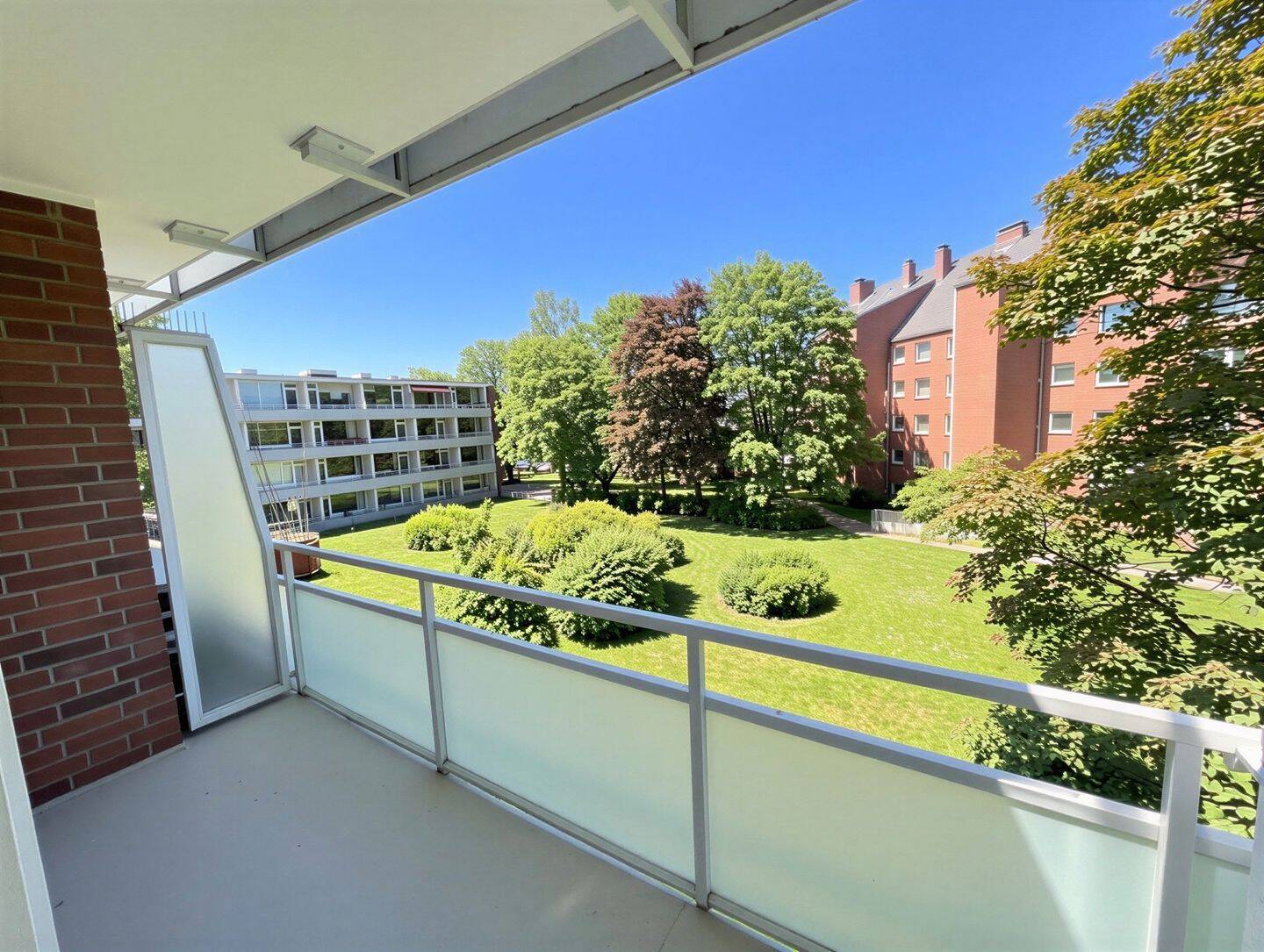 Freie 1-Zimmer-Single-Wohnung, 30 m², zentral in Eimsbüttel – Hamburg – Vorschaubild 2