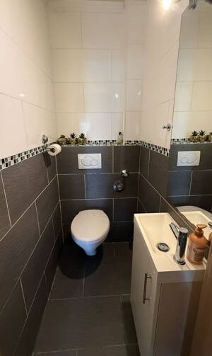 Modern wohnen mit stilvoll sanierten Bädern – 47229 Duisburg – Vorschaubild 8