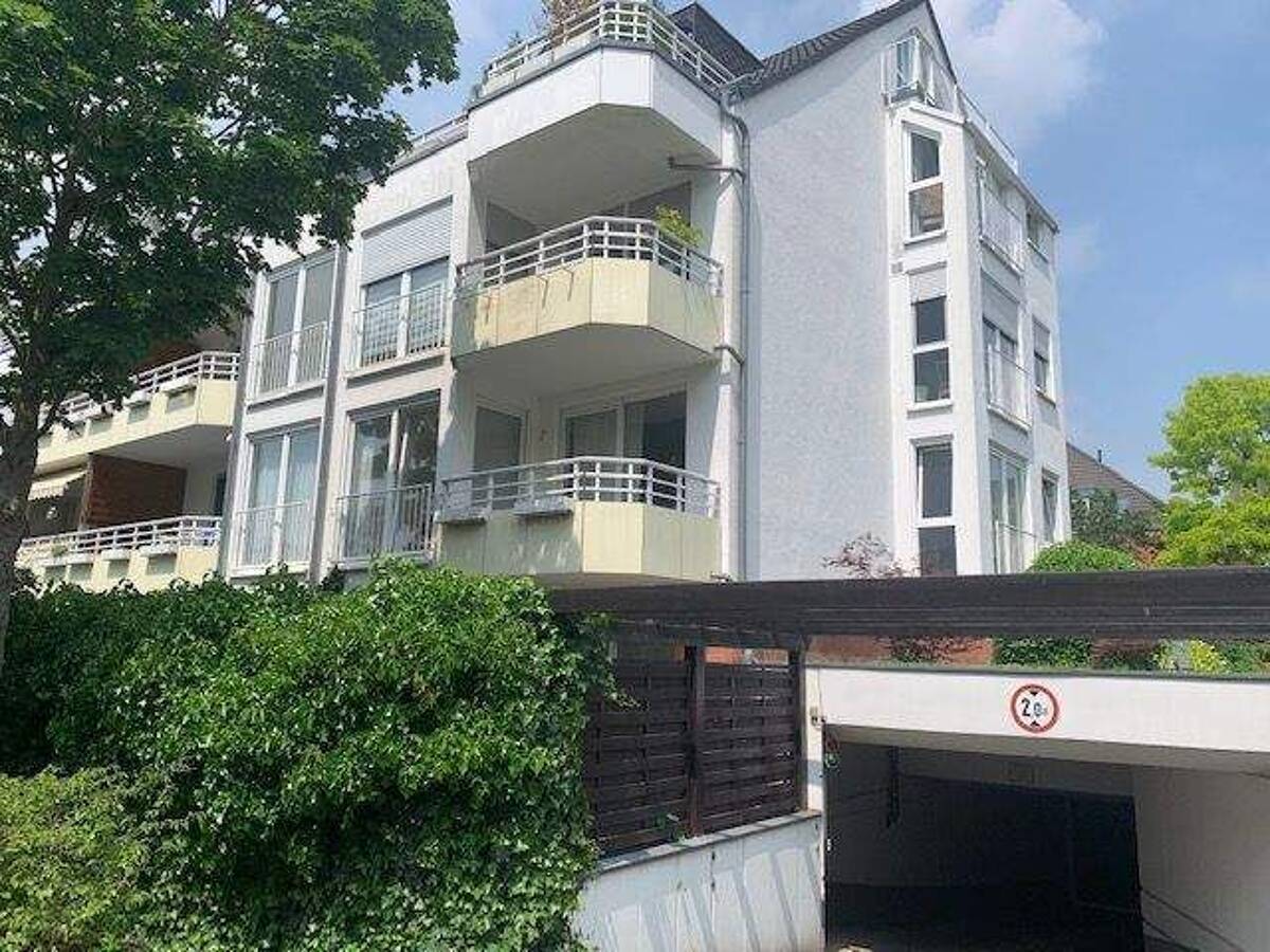 Gepflegte 2-Zimmer Komfort Wohnung mit Balkon & TG-Stellplatz in Lörick! – 40547 Düsseldorf – Bild 1 von 9