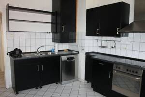 Nähe City & Innenhafen : Schöne 2 Raum Wohnung , große Wohnküche mit EBK – Ruhrorter Str. 19, 47059 Duisburg – Vorschaubild 2