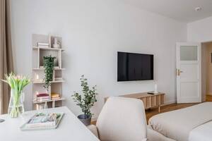 Perfekt für das Stadtleben: Geräumige Wohnung im trendigen Neukölln – 12047 Berlin – Vorschaubild 4