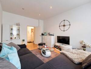 Stilvoll Wohnen in Neuhausen: Denkmalgeschützter Altbau in beliebter urbaner Lage. – 80636 München – Vorschaubild 4