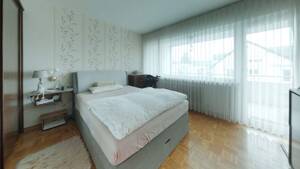 Vermietete 4-Zimmer-Wohnung mit zwei Balkonen, Garage und Aufzug – 74074 Heilbronn – Vorschaubild 3