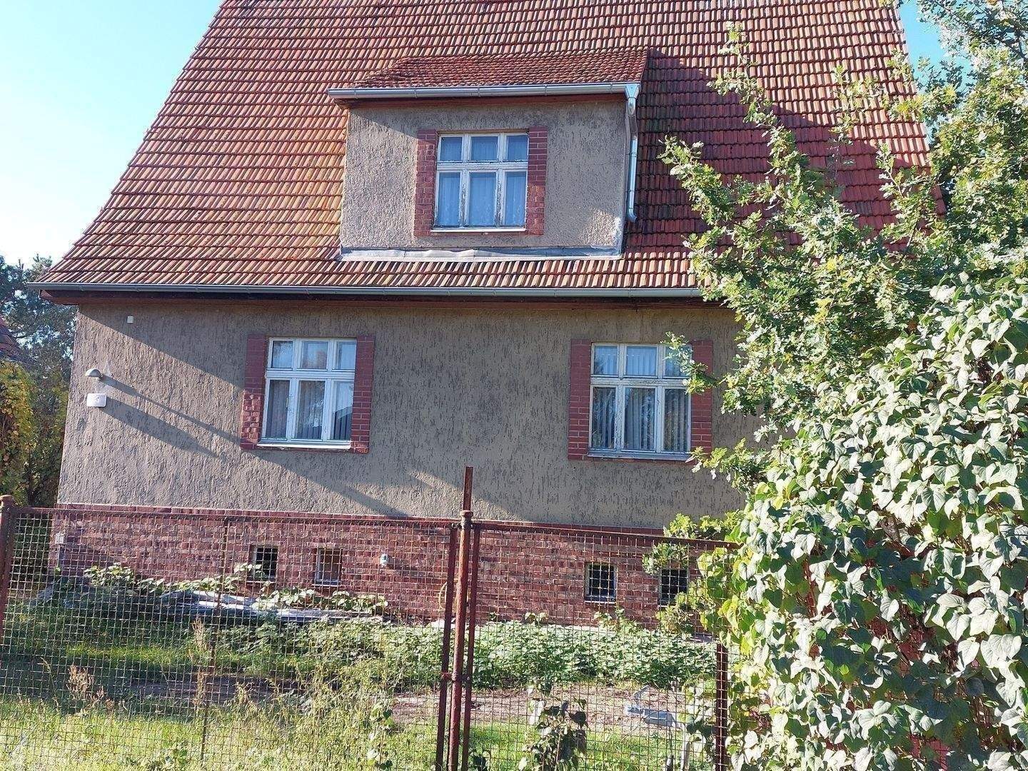 Im Alleinauftrag ! Viel Raum und Platz: Vielseitiges renovierungsbedürftiges Einfamilienhaus, zum kurzfristigen Bezug, – Schulzendorf – Vorschaubild 8