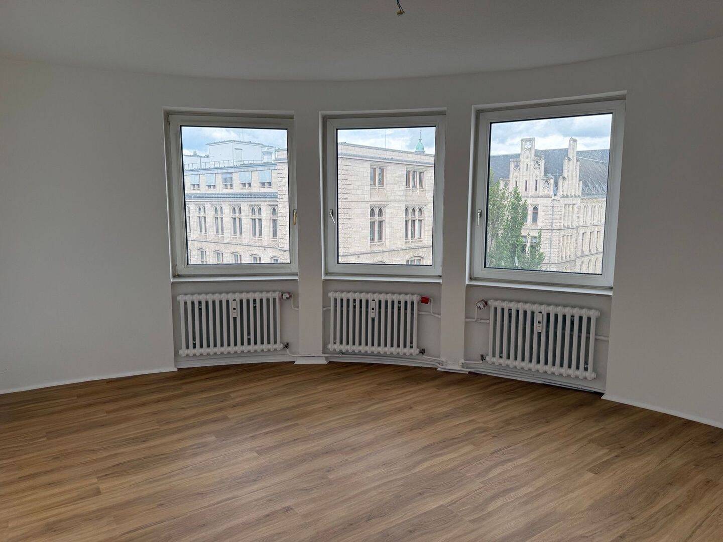 Sanierte 3 Zi.-Whg. mit Balkon in der Innenstadt – Braunschweig – Vorschaubild 7