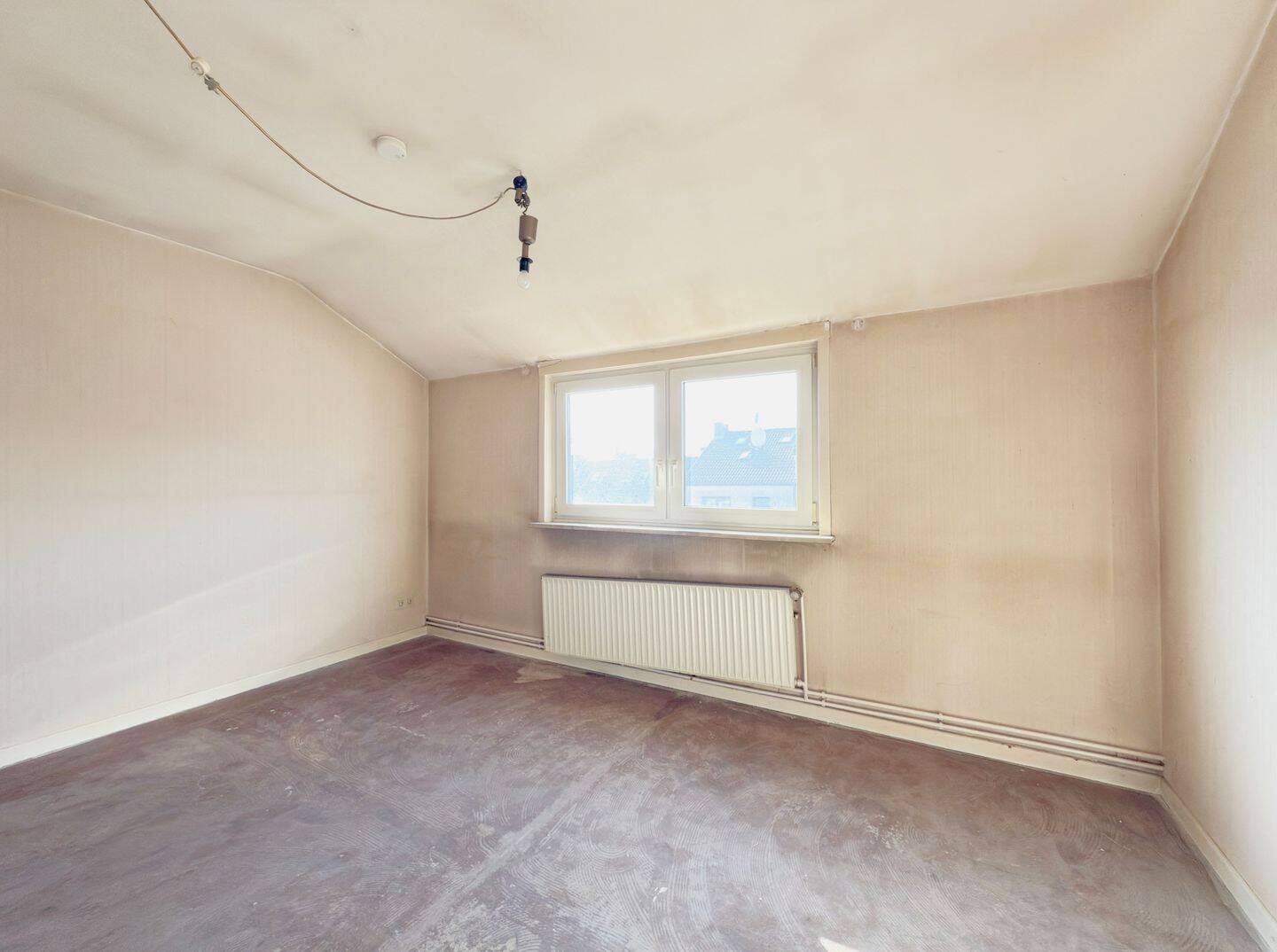 Geräumige Vier-Zimmer-Wohnung – Bremen – Vorschaubild 8