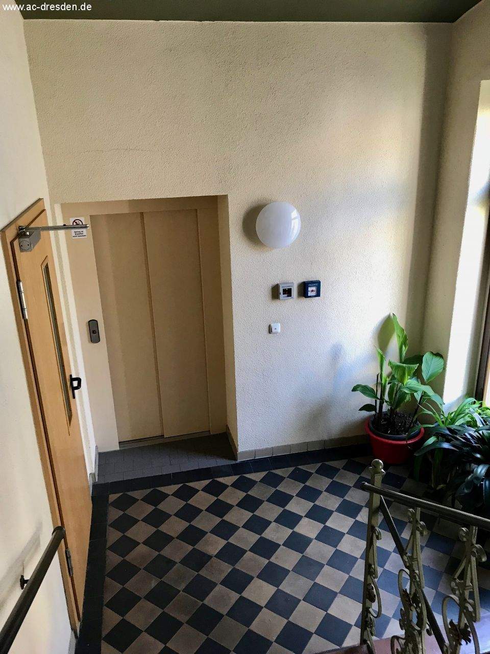 Zentral gelegene 1-Raum-Wohnung im Chemnitzer Stadtzentrum – Chemnitz – Vorschaubild 9