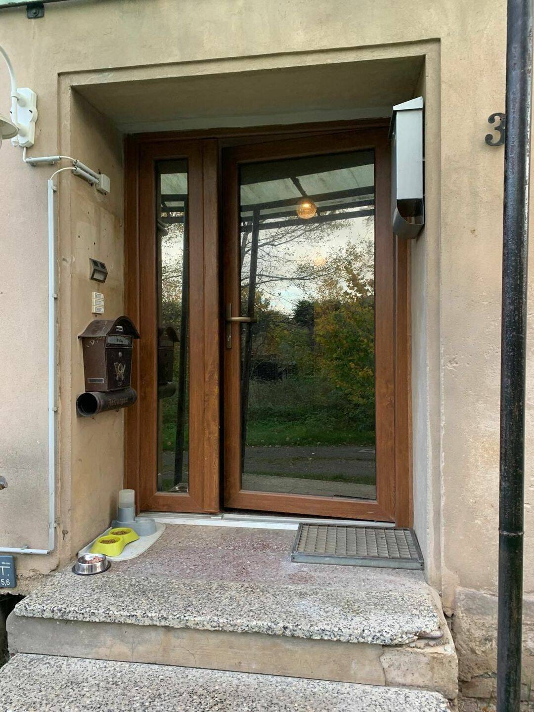 Attraktives, renoviertes Mehrfamilienhaus mit drei modernen Wohnungen. – Oderwitz – Vorschaubild 3
