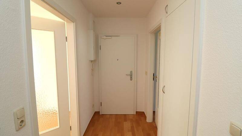 Ruhige 2-Zimmer-Wohnung mit Sicht ins Grüne – Chemnitz – Vorschaubild 8