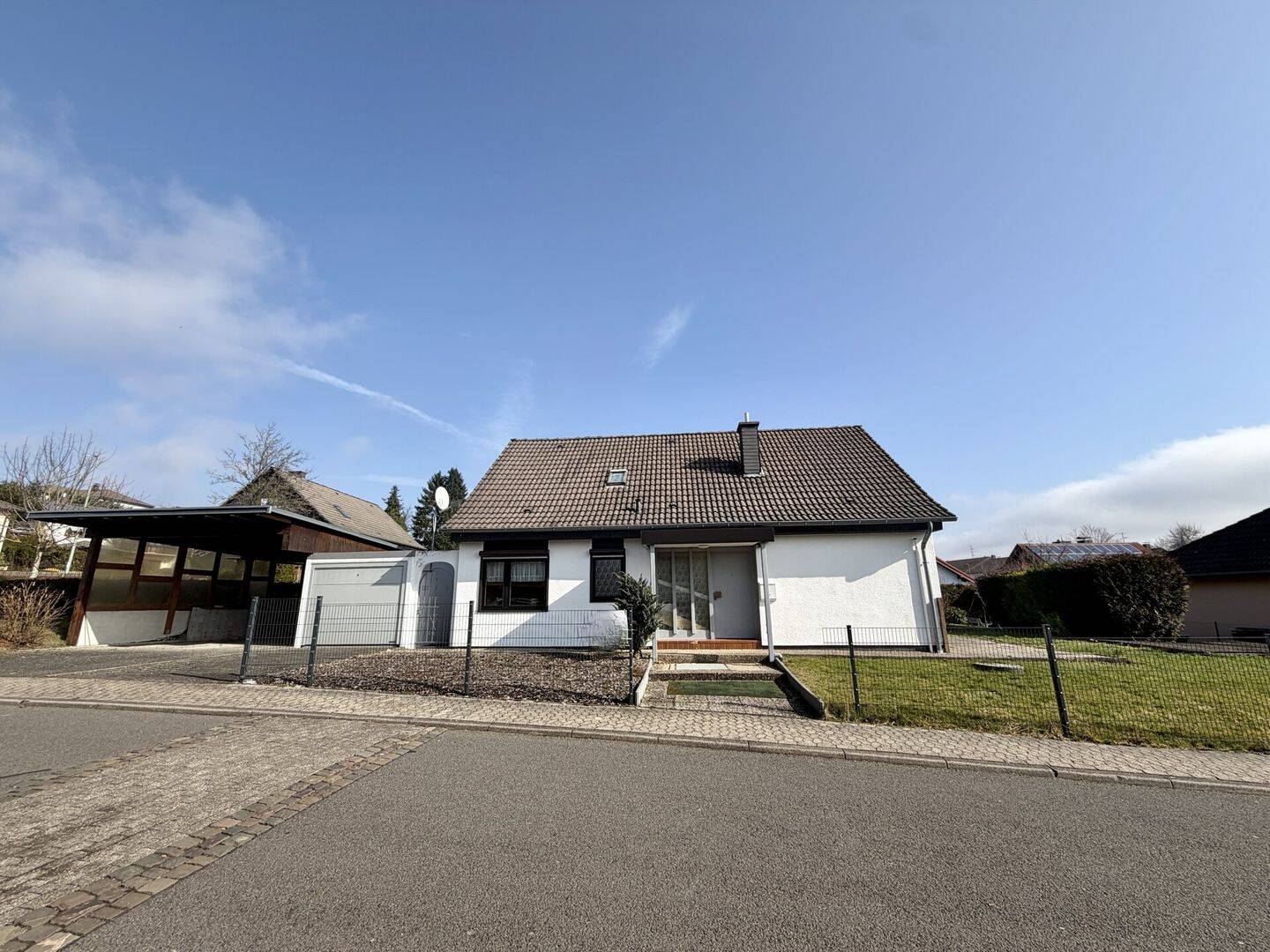 Ankommen, wohlfühlen, zuhause sein - Einfamilienhaus mit herrlichem Garten und viel Platz für die Familie – Birkenfeld – Vorschaubild 2