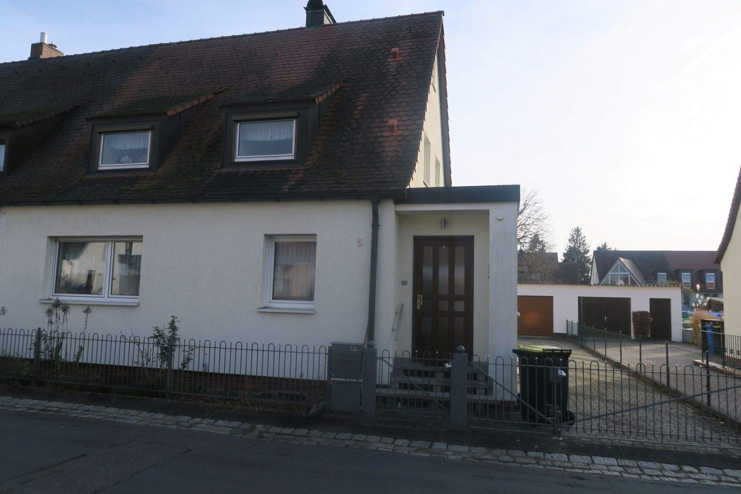 Große Siedlungsdoppelhaushälfte mit großem Garten in Spitzenlage.... – Nürnberg – Vorschaubild 5