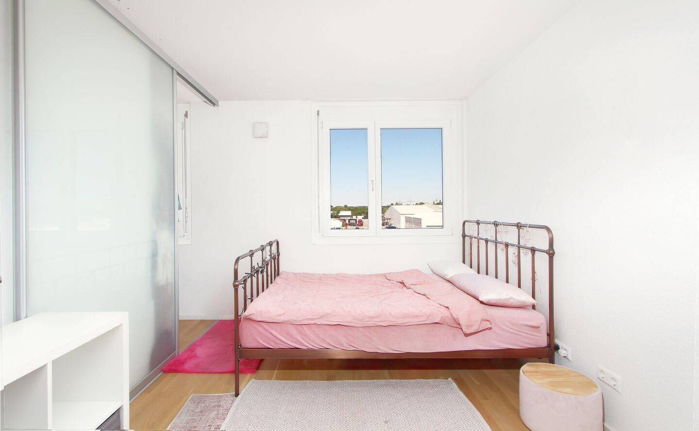 Neuwertige 4-Zimmer-Wohnung mit Loggia & TG-Stellplatz im modernen Neubauquartier – Augsburg – Vorschaubild 9