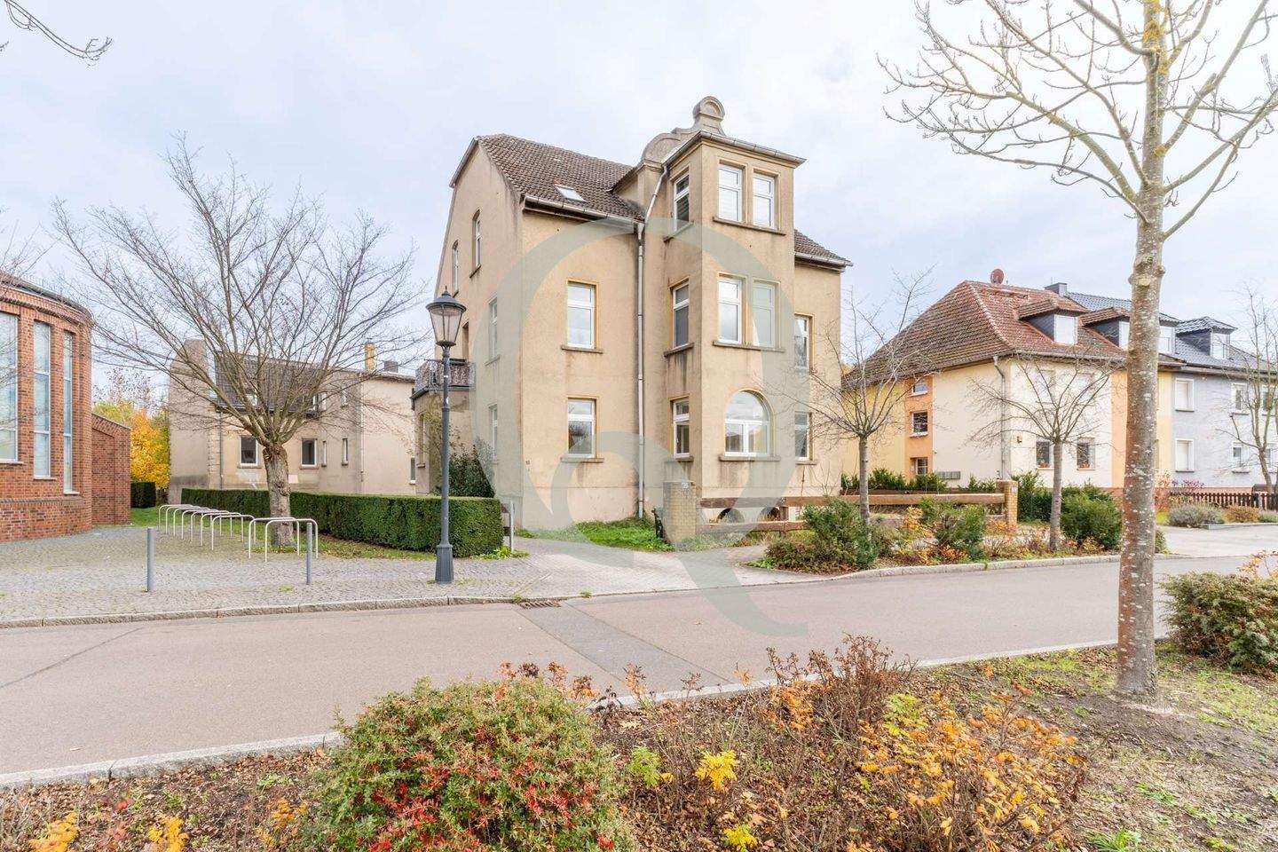 Sanierungsobjekt mit Potenzial - Mehrfamilienhaus als Renditechance – Bad Schmiedeberg – Bild 1 von 9