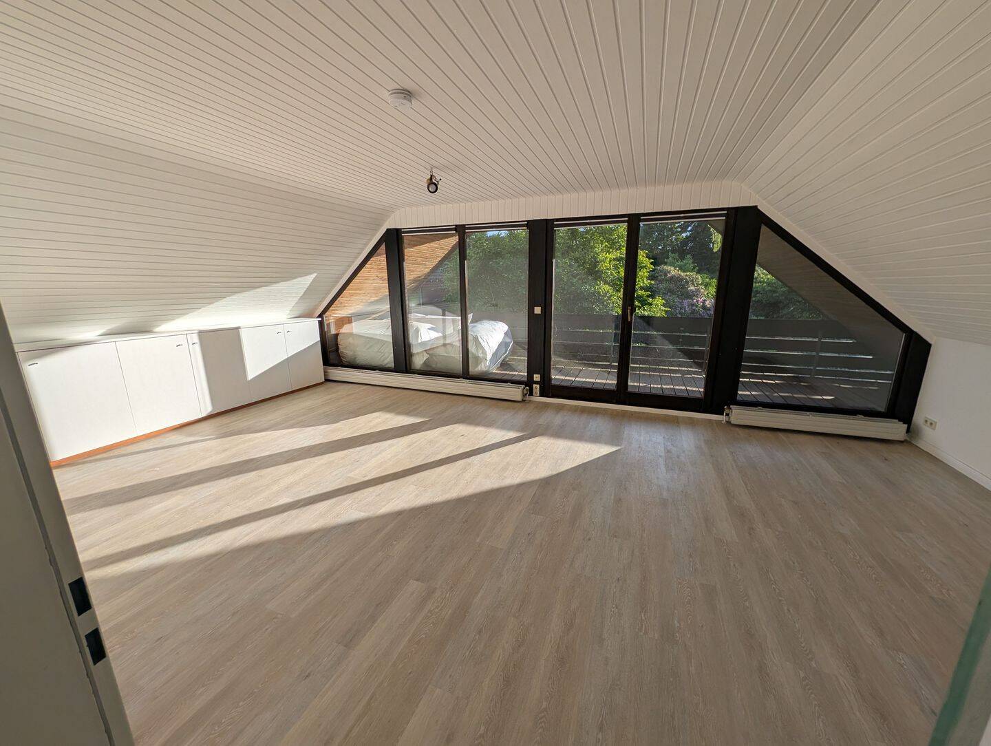 Provisionsfrei: Helle 3,5 Zimmer Wohnung mit großem Balkon in Syke