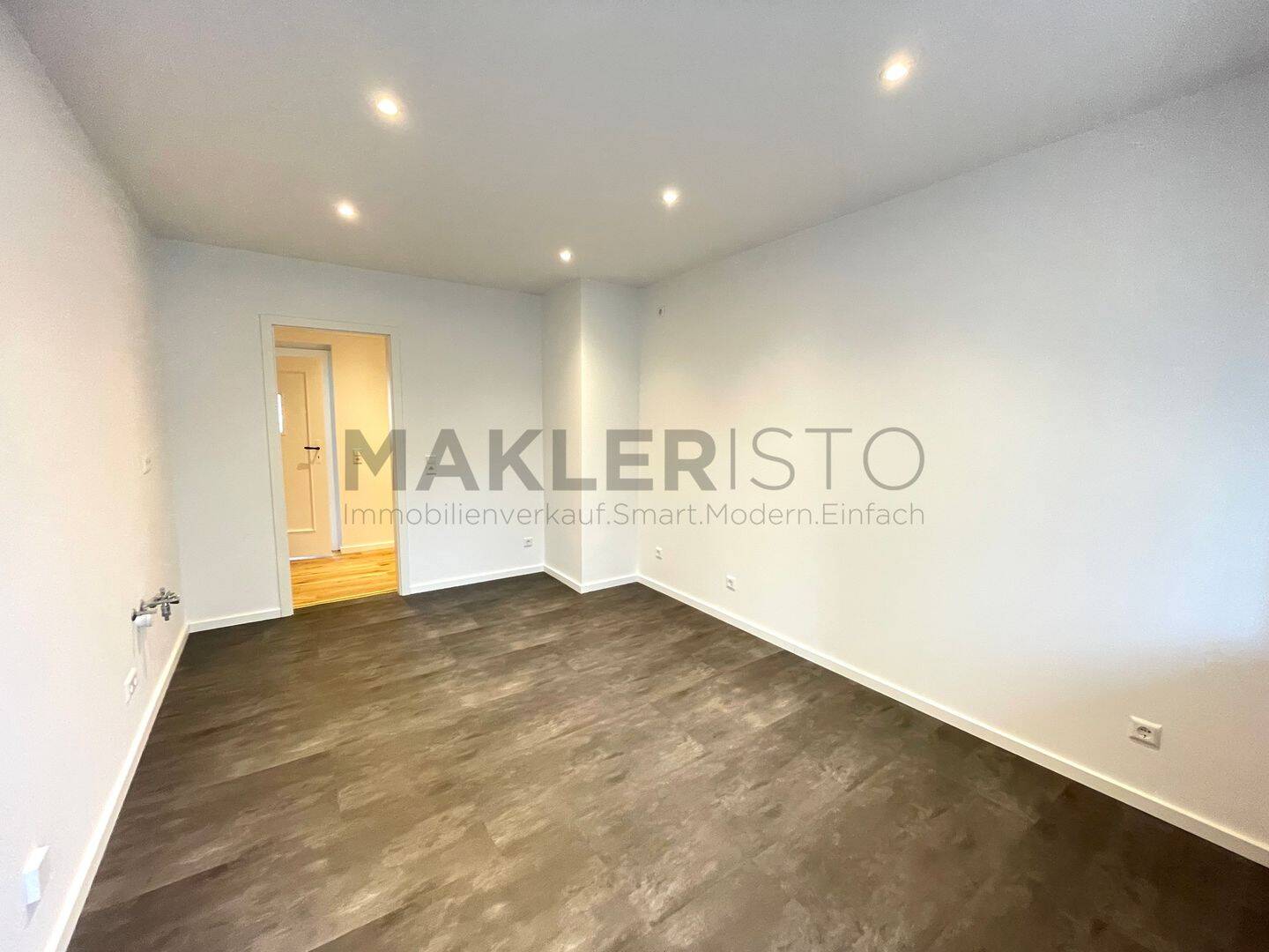 **Helle 2-Zimmer-Wohnung mit Loggia, Stellplatz & ggf. EBK - frisch modernisiert!** – Leipzig – Vorschaubild 7