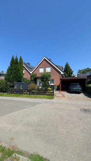 Familienidyll in ruhiger Lage (Haus courtagefrei, Energieklasse A) – 22149 Hamburg – Vorschaubild 1