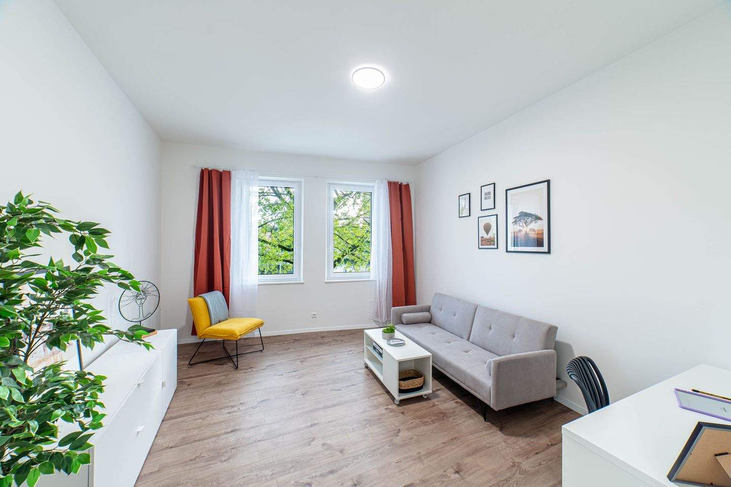 Moderne, sanierte und möblierte 2-Zimmer-Wohnung in Nürnberg – Nürnberg – Vorschaubild 2