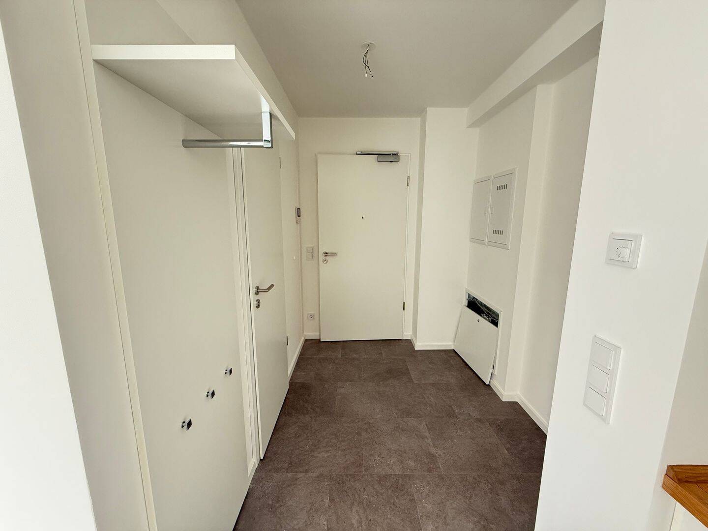 Voll möbliertes 1-Zimmer Appartement in attraktivem Neubau in guter Lage von Augsburg – Augsburg – Vorschaubild 8